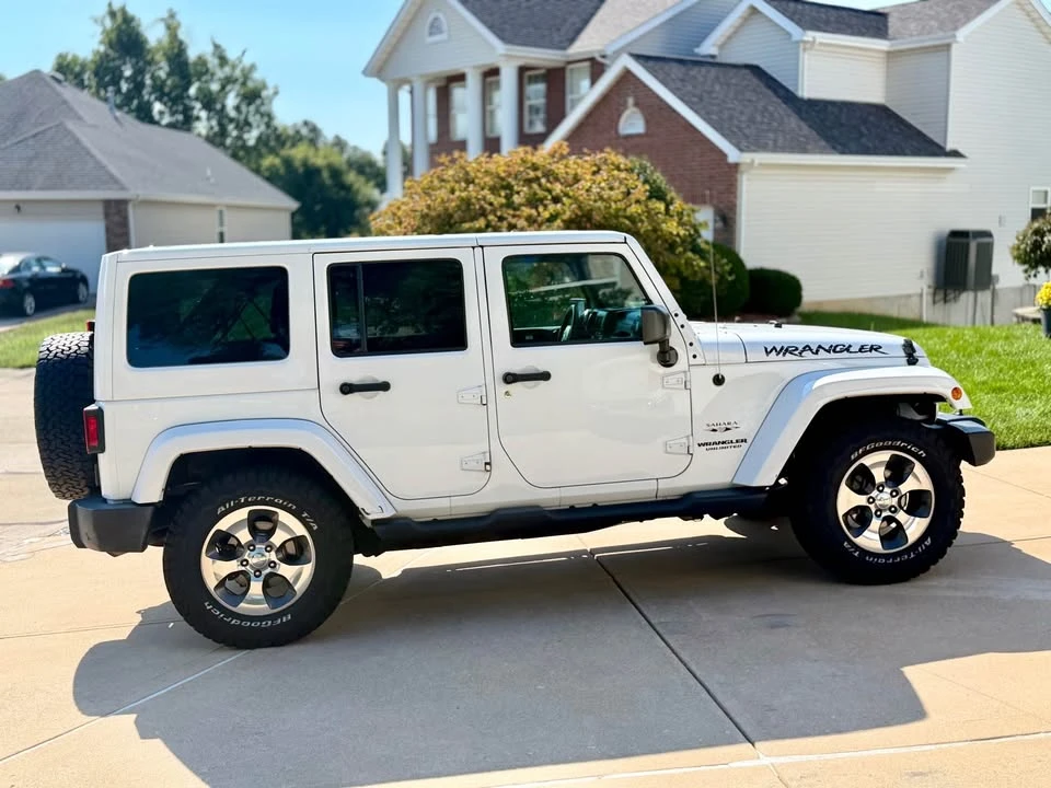 2017 Jeep JK Wrangler - Image 2 of 19