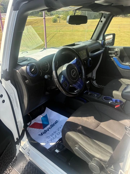 2017 Jeep JK Wrangler - Image 14 of 19