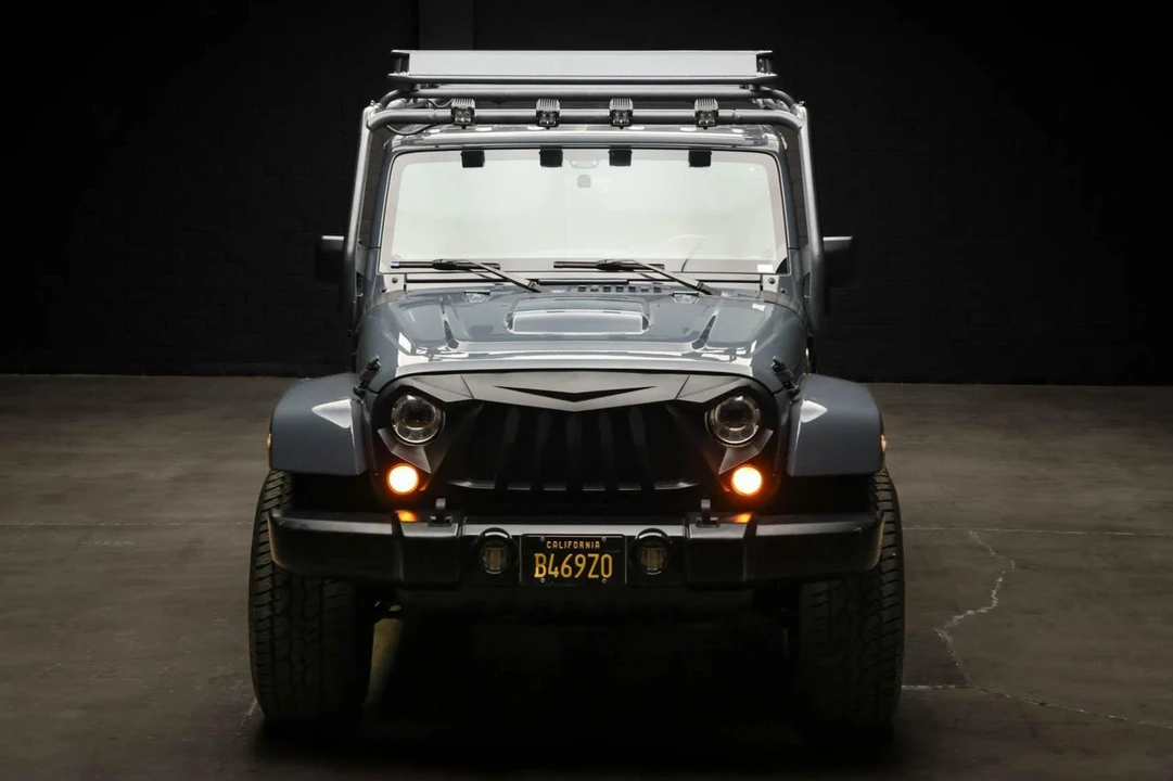 2017 Jeep JK Wrangler - Image 2 of 31