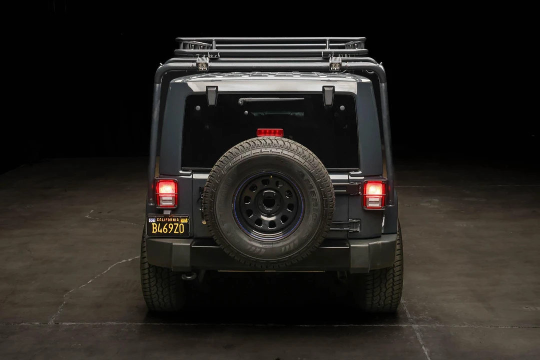2017 Jeep JK Wrangler - Image 8 of 31