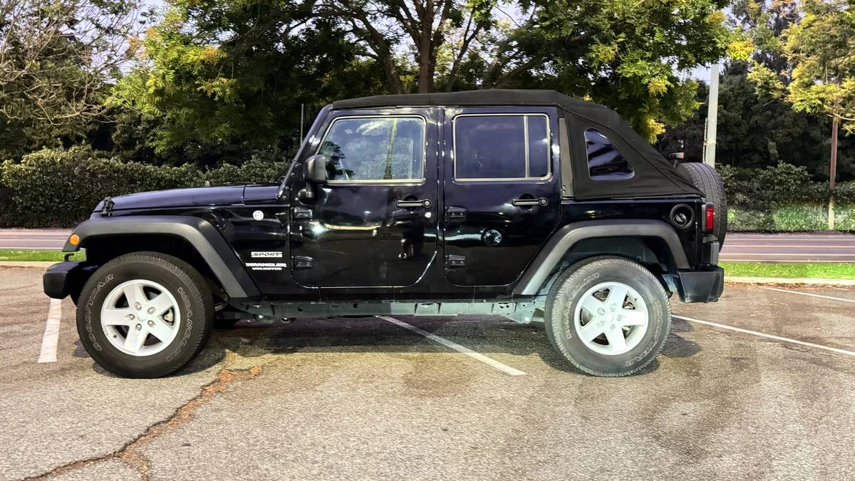 2017 Jeep JK Wrangler - Image 6 of 15