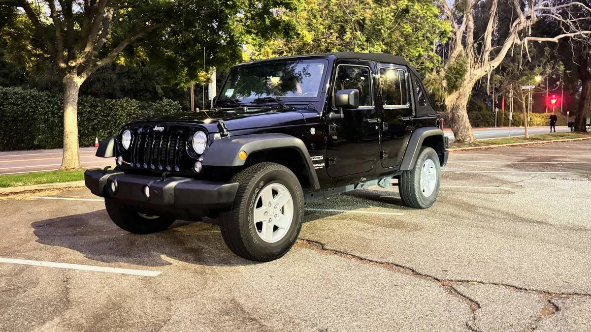 2017 Jeep JK Wrangler - Image 14 of 15