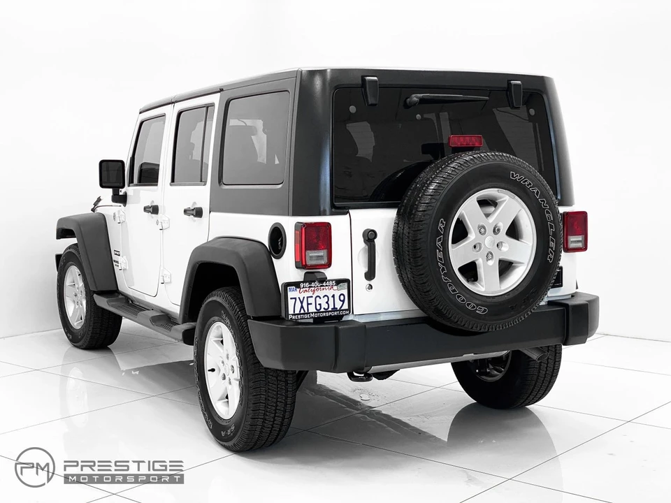 2017 Jeep JK Wrangler - Image 4 of 31