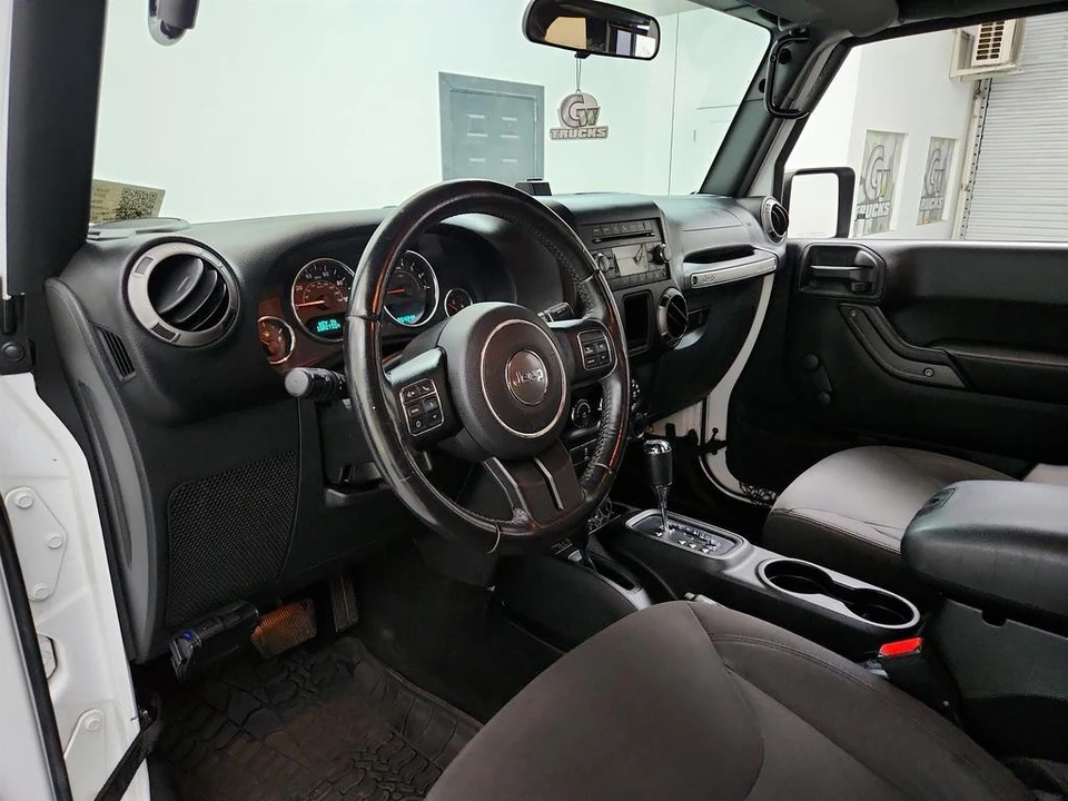 2017 Jeep JK Wrangler - Image 13 of 31