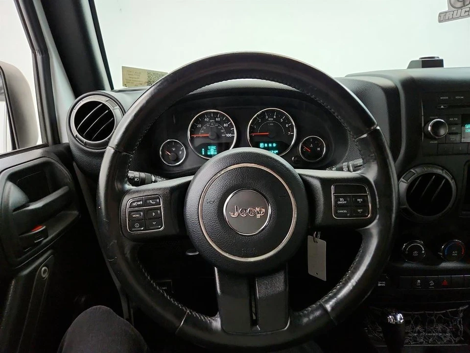 2017 Jeep JK Wrangler - Image 16 of 31