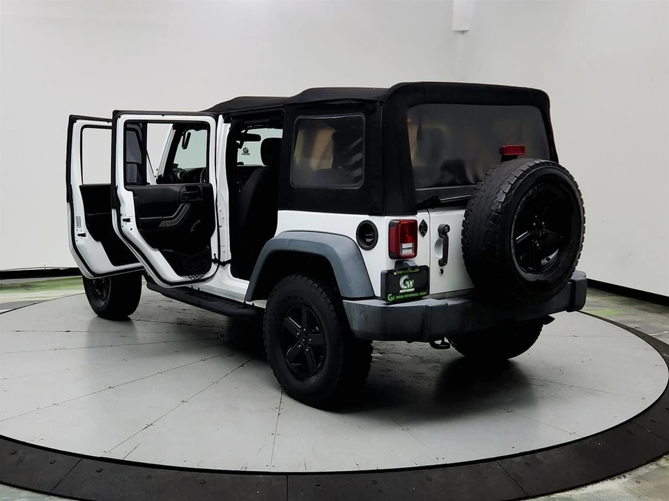 2017 Jeep JK Wrangler - Image 12 of 31