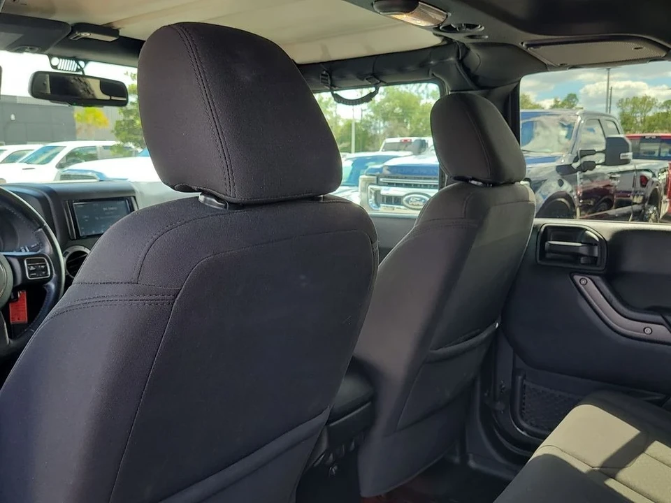 2017 Jeep JK Wrangler - Image 10 of 12