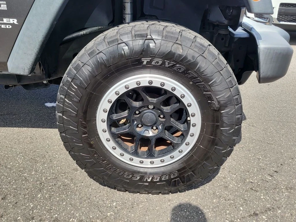 2017 Jeep JK Wrangler - Image 6 of 12