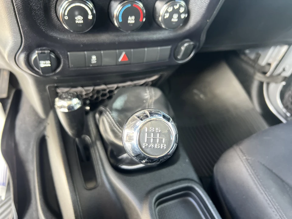 2017 Jeep JK Wrangler - Image 17 of 24