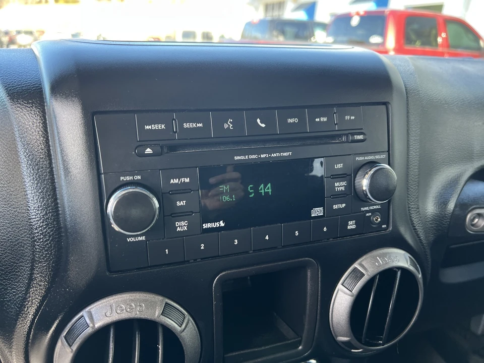 2017 Jeep JK Wrangler - Image 15 of 24