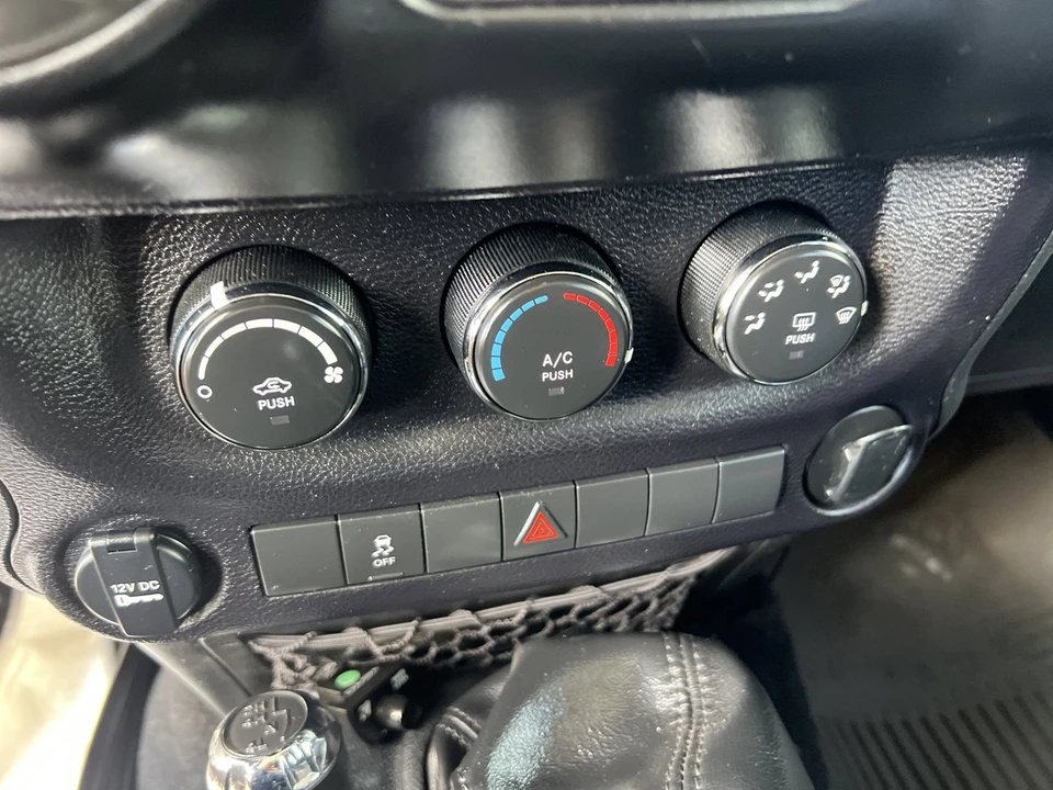 2017 Jeep JK Wrangler - Image 16 of 24