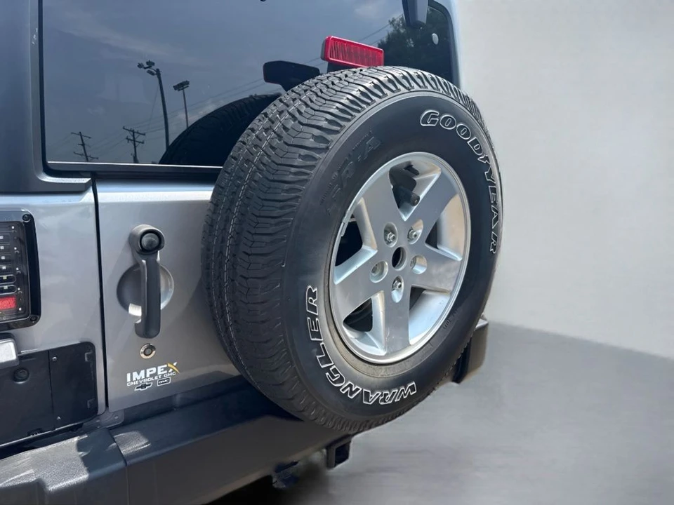 2017 Jeep JK Wrangler - Image 28 of 31