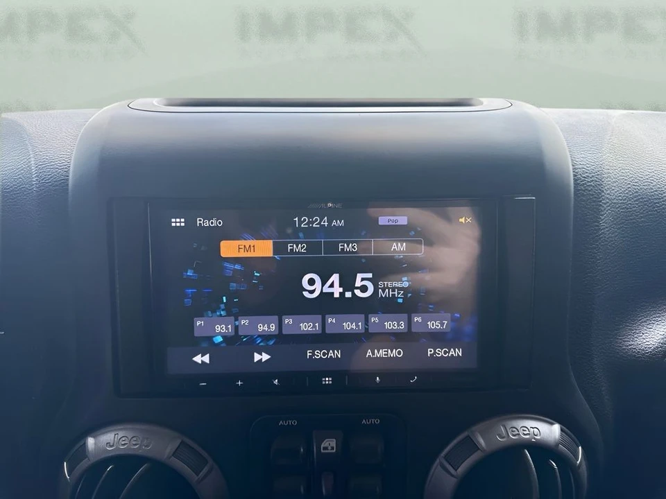 2017 Jeep JK Wrangler - Image 15 of 31