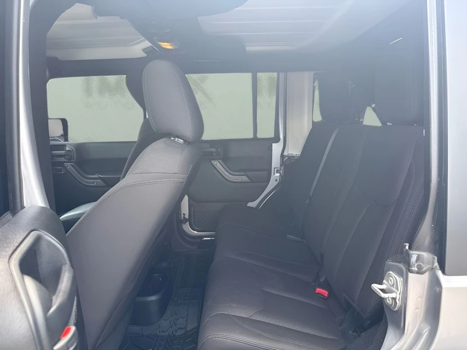 2017 Jeep JK Wrangler - Image 10 of 31