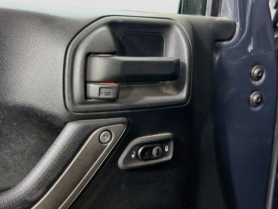 2017 Jeep JK Wrangler - Image 20 of 31