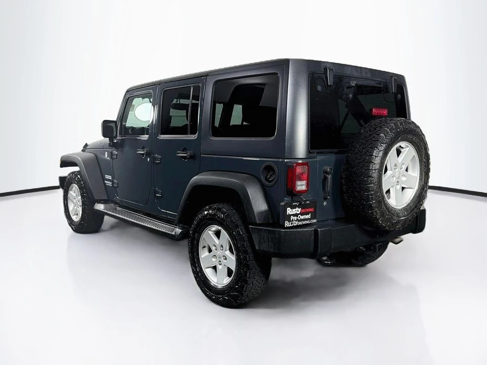 2017 Jeep JK Wrangler - Image 5 of 31