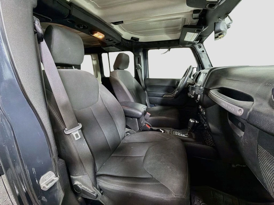 2017 Jeep JK Wrangler - Image 28 of 31