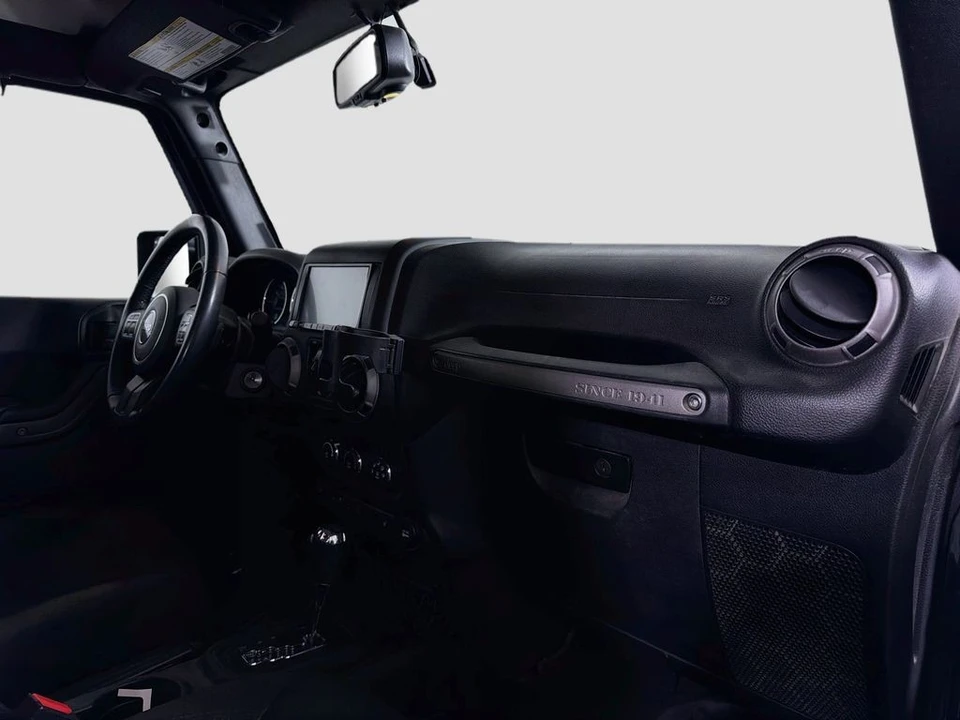 2017 Jeep JK Wrangler - Image 29 of 31