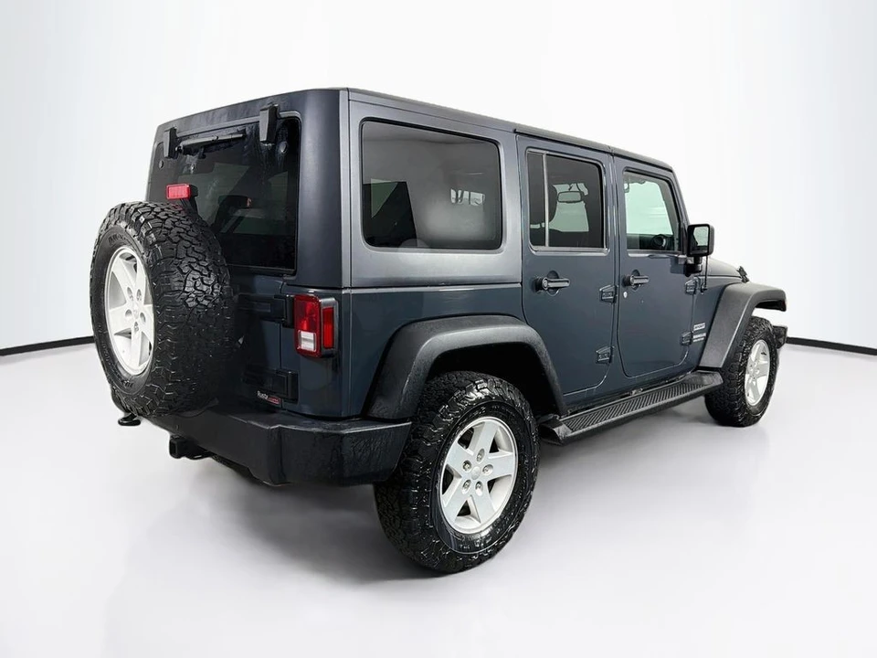 2017 Jeep JK Wrangler - Image 7 of 31