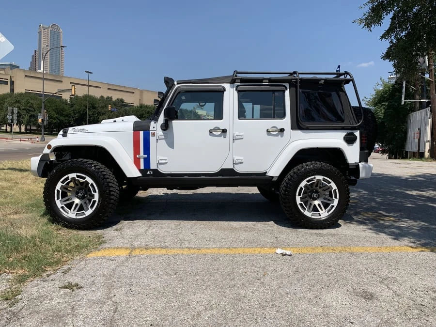 2017 Jeep JK Wrangler - Image 2 of 6