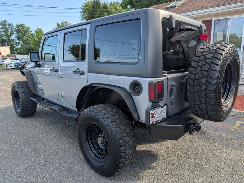 2017 Jeep JK Wrangler - Image 2 of 12