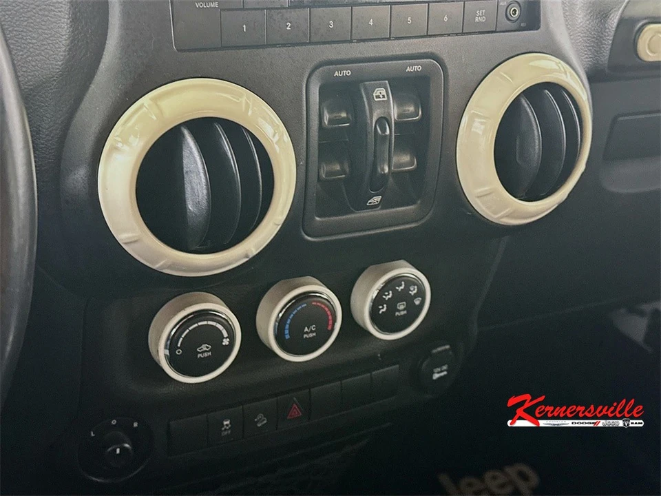 2017 Jeep JK Wrangler - Image 18 of 21