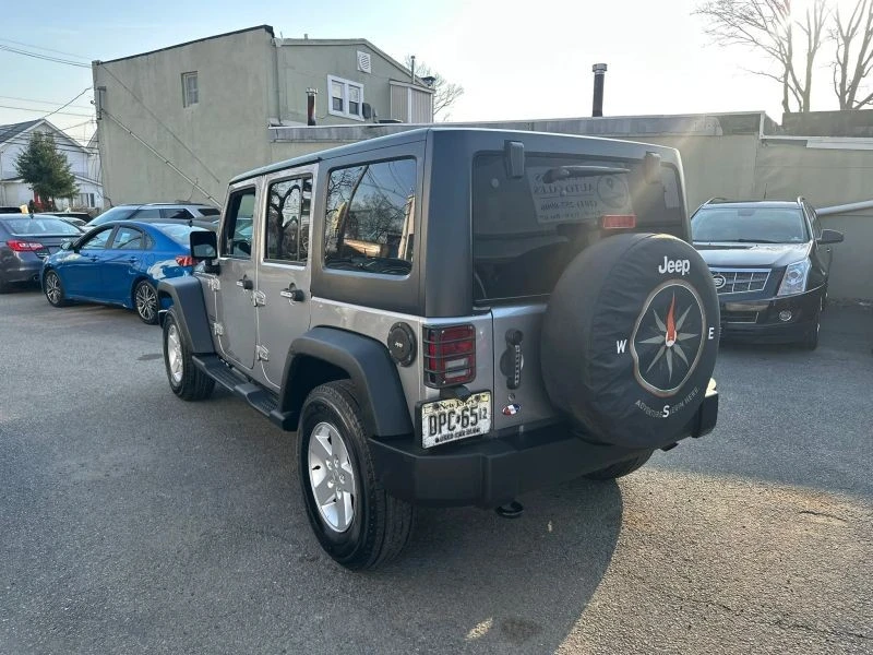 2017 Jeep JK Wrangler - Image 8 of 12