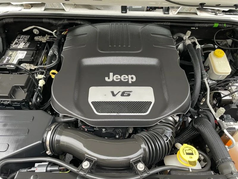 2017 Jeep JK Wrangler - Image 5 of 12