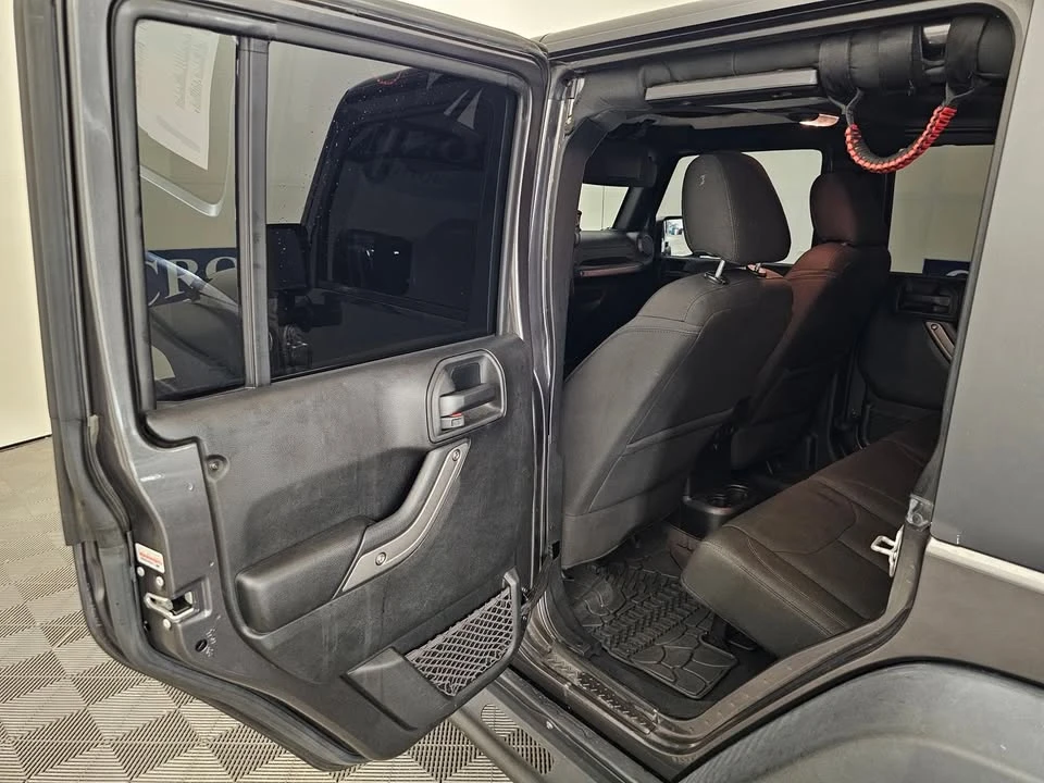 2017 Jeep JK Wrangler - Image 19 of 20