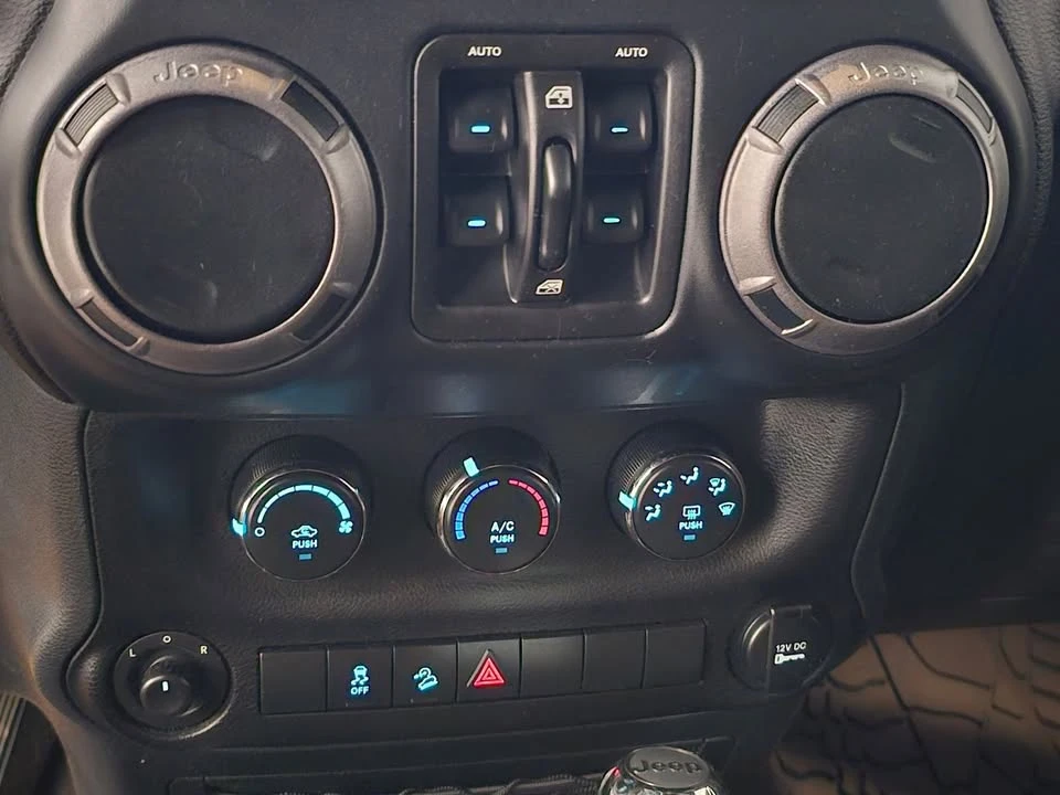 2017 Jeep JK Wrangler - Image 12 of 20
