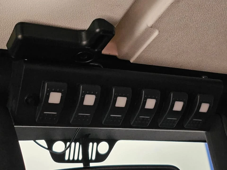 2017 Jeep JK Wrangler - Image 18 of 20