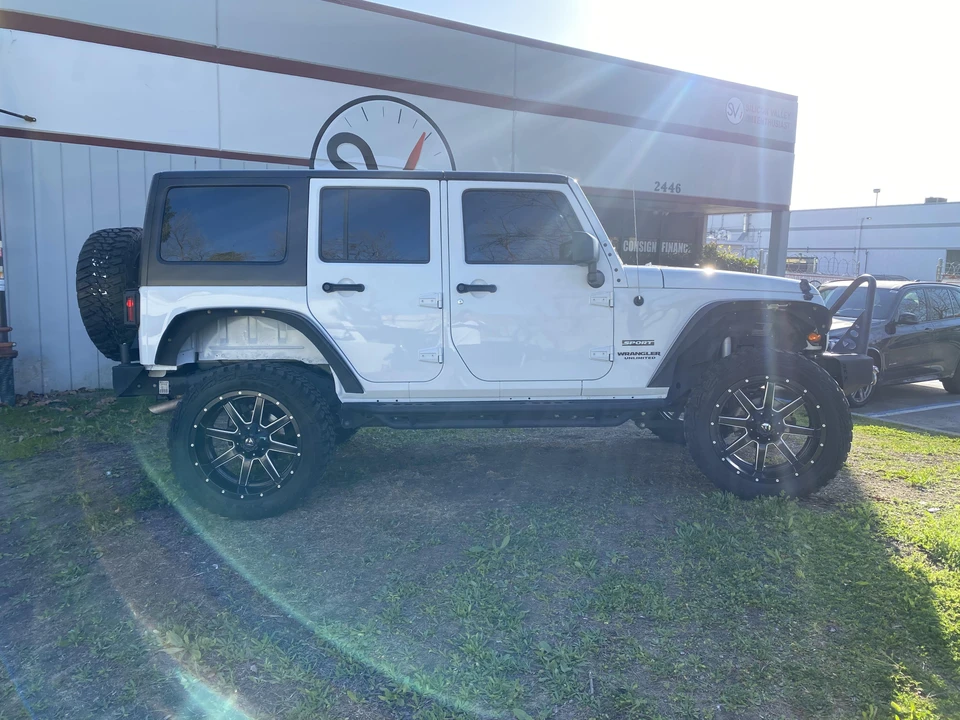 2017 Jeep JK Wrangler - Image 11 of 31