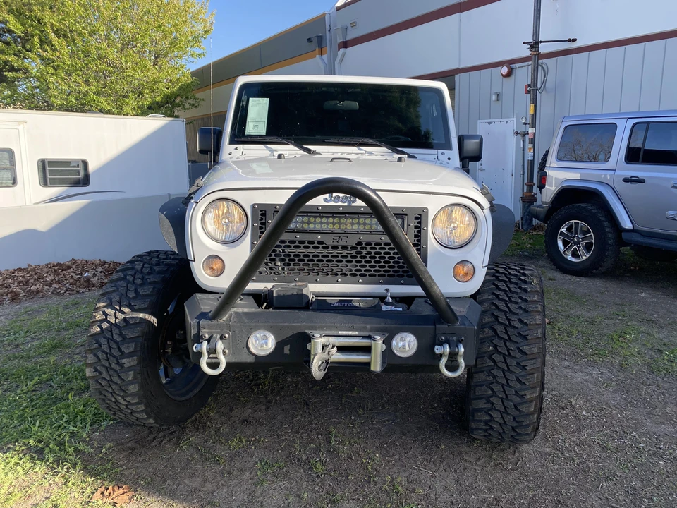 2017 Jeep JK Wrangler - Image 2 of 31