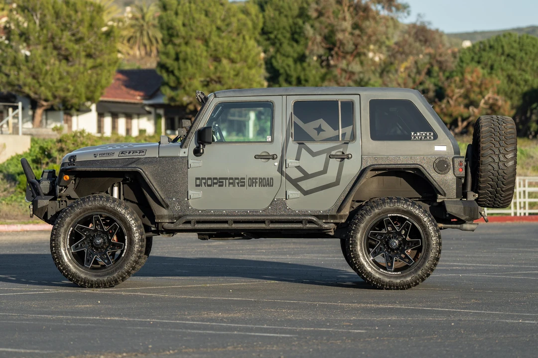 2017 Jeep JK Wrangler - Image 3 of 31