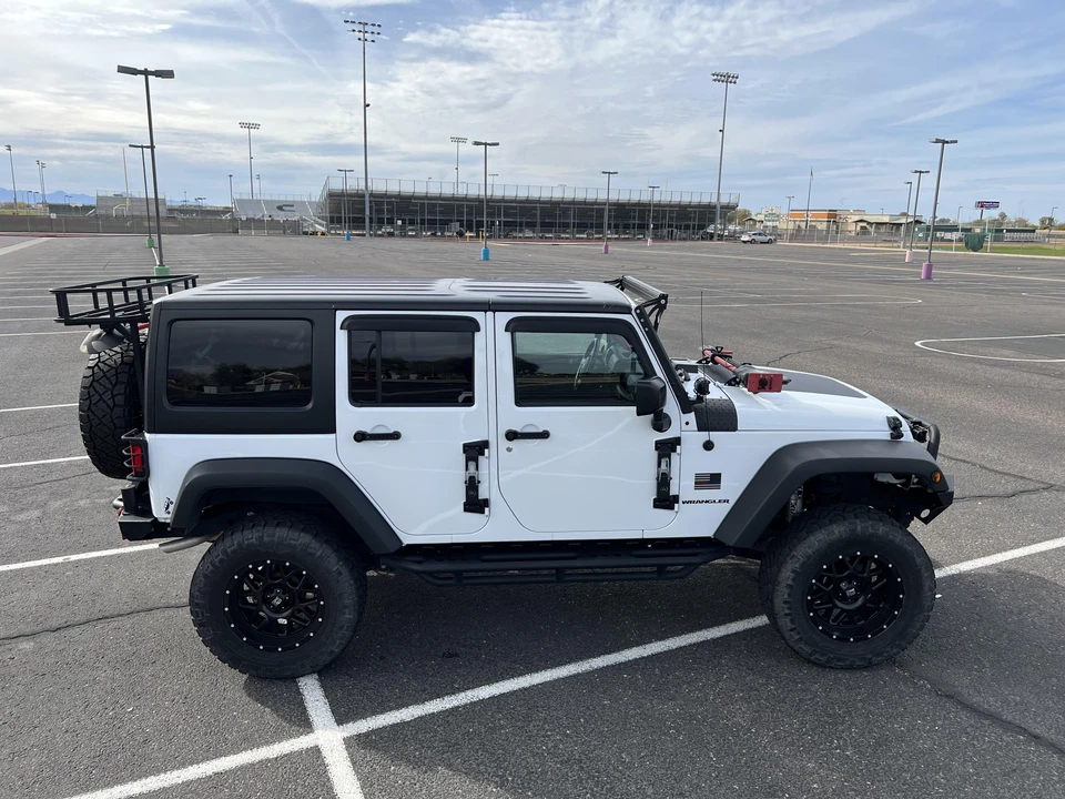 2017 Jeep JK Wrangler - Image 15 of 30