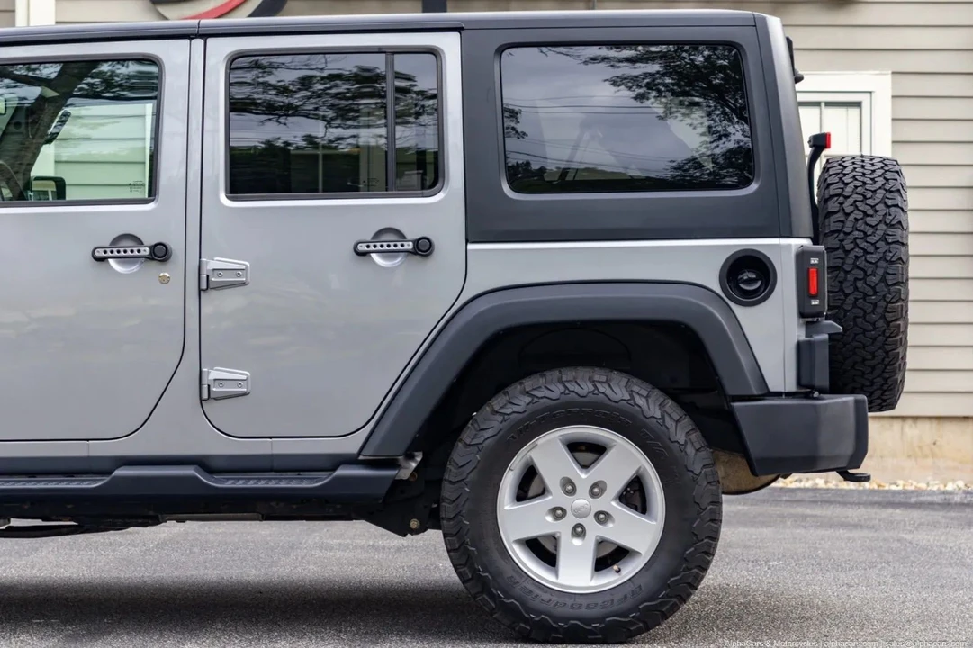 2017 Jeep JK Wrangler - Image 15 of 21