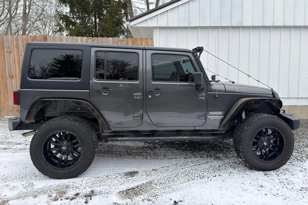 2017 Jeep JK Wrangler - Image 15 of 31