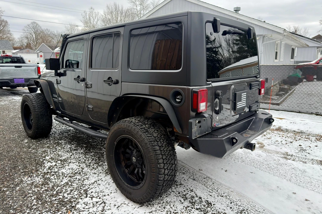 2017 Jeep JK Wrangler - Image 4 of 31