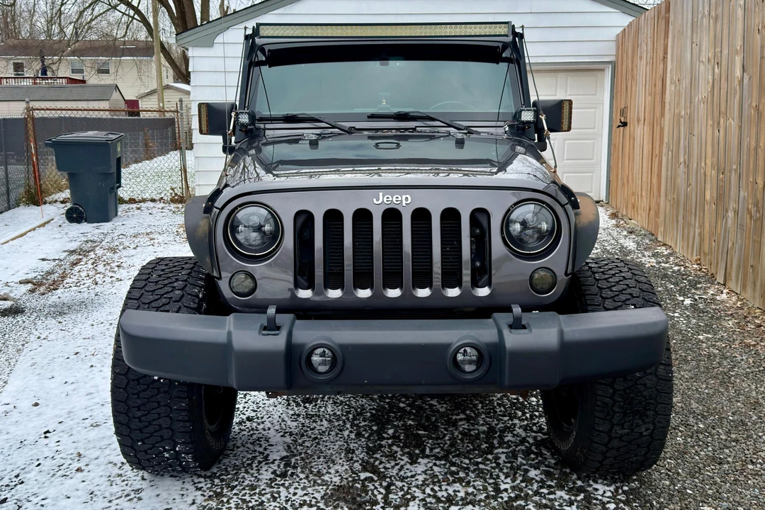 2017 Jeep JK Wrangler - Image 2 of 31