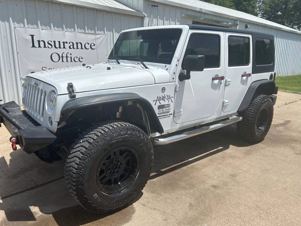 2017 Jeep JK Wrangler - Image 3 of 11