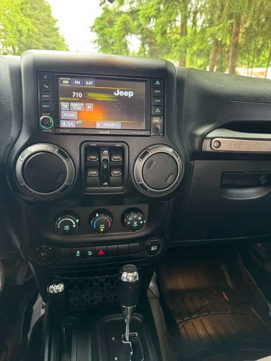 2017 Jeep JK Wrangler - Image 8 of 11