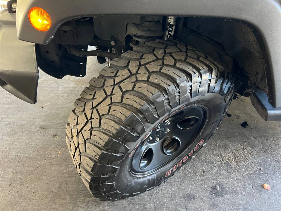 2017 Jeep JK Wrangler - Image 16 of 24