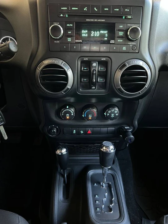 2017 Jeep JK Wrangler - Image 8 of 24