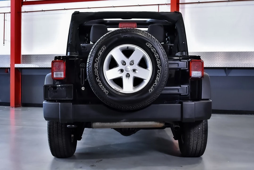2017 Jeep JK Wrangler - Image 15 of 31