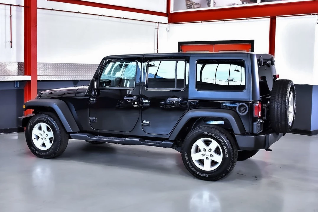 2017 Jeep JK Wrangler - Image 29 of 31