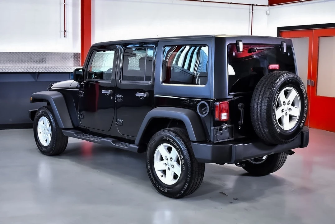 2017 Jeep JK Wrangler - Image 28 of 31