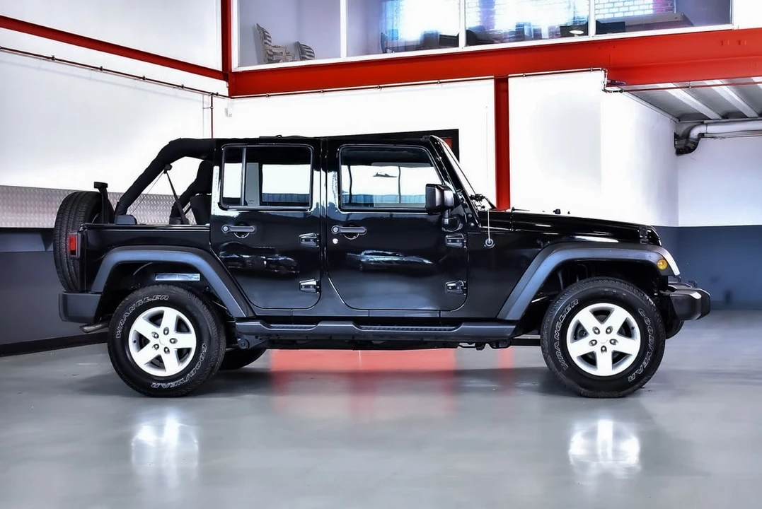 2017 Jeep JK Wrangler - Image 10 of 31