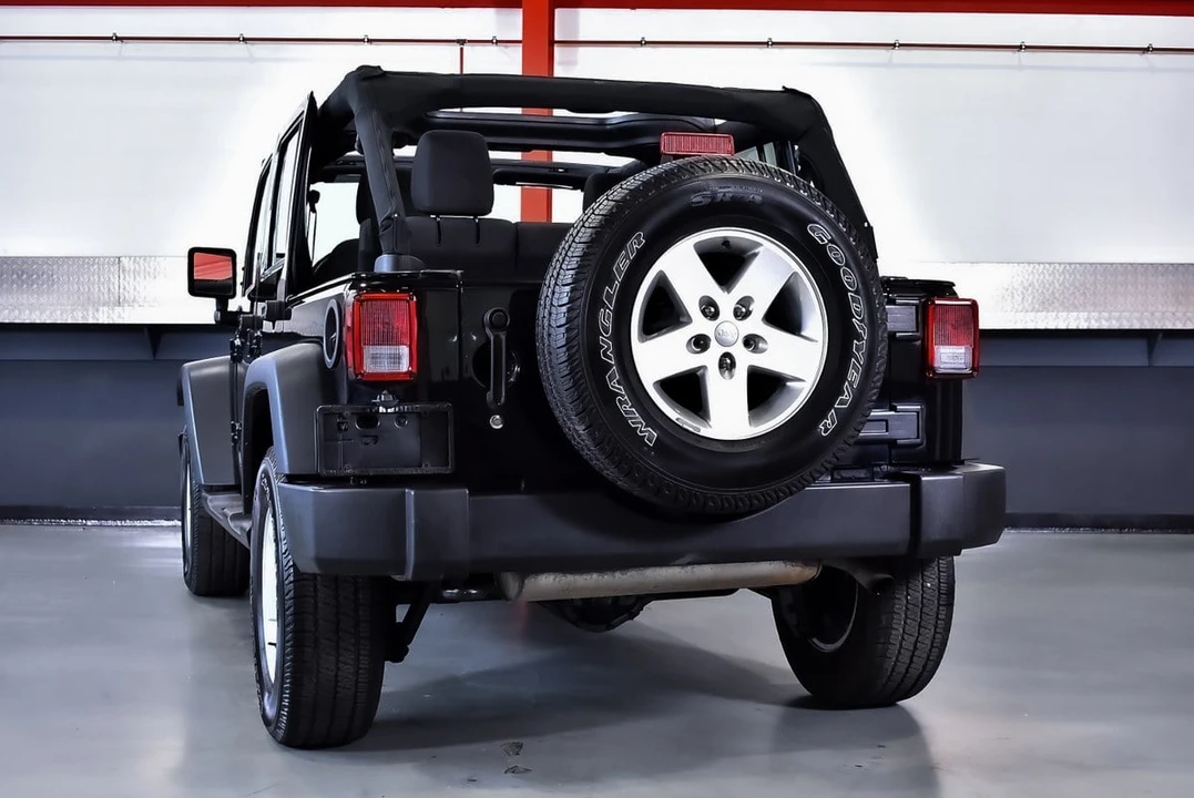 2017 Jeep JK Wrangler - Image 17 of 31