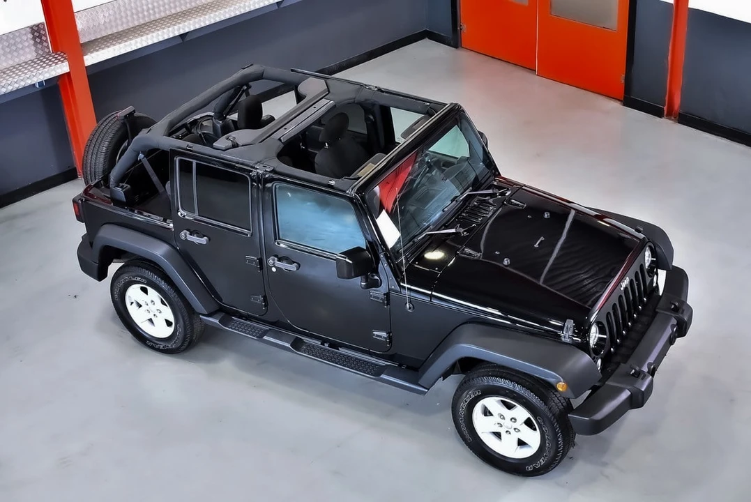 2017 Jeep JK Wrangler - Image 12 of 31