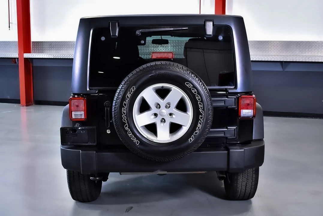 2017 Jeep JK Wrangler - Image 27 of 31